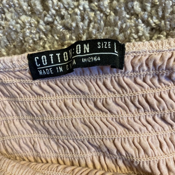 multiple tops - Picture 4 of 7